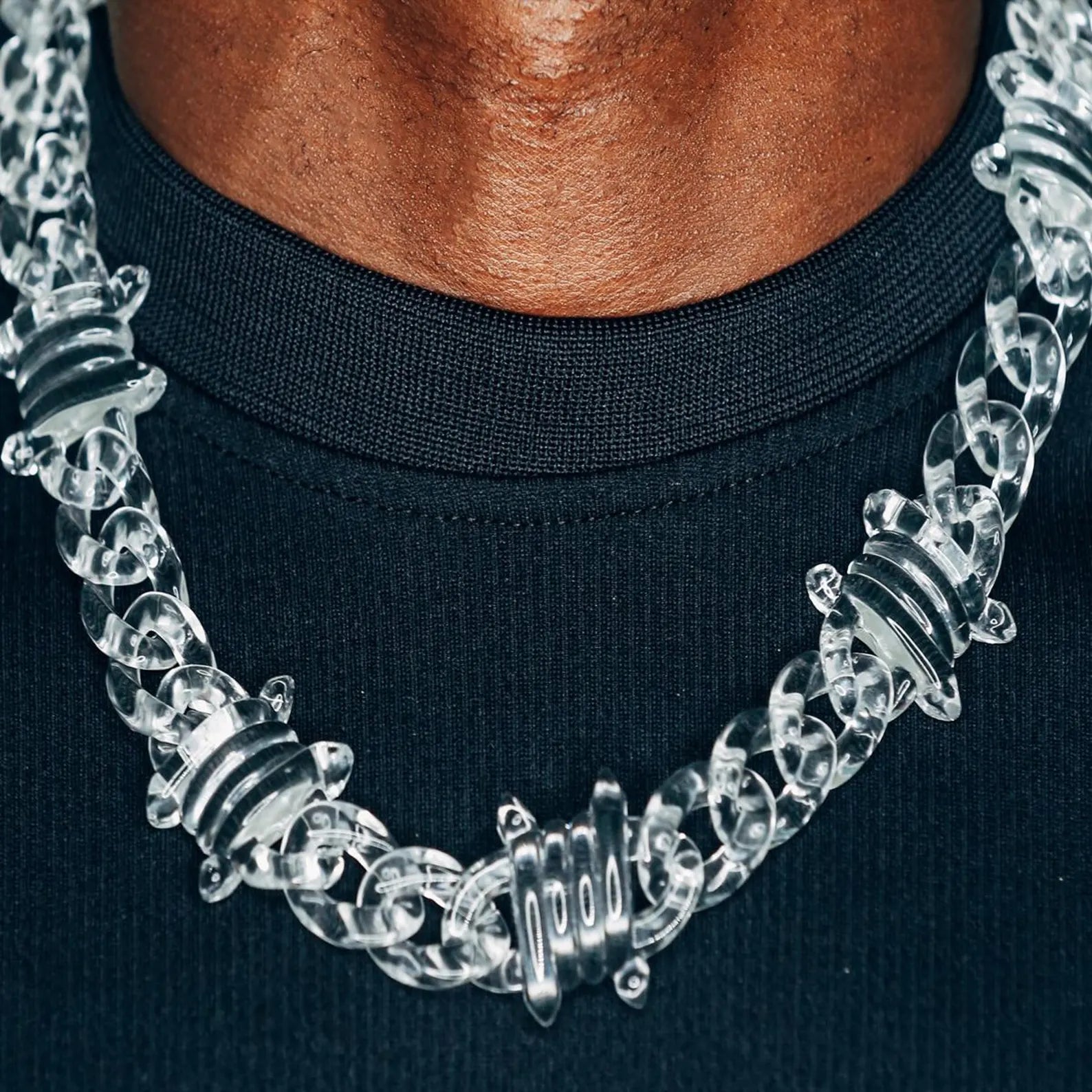 FREE Clear Barbed Link Chain