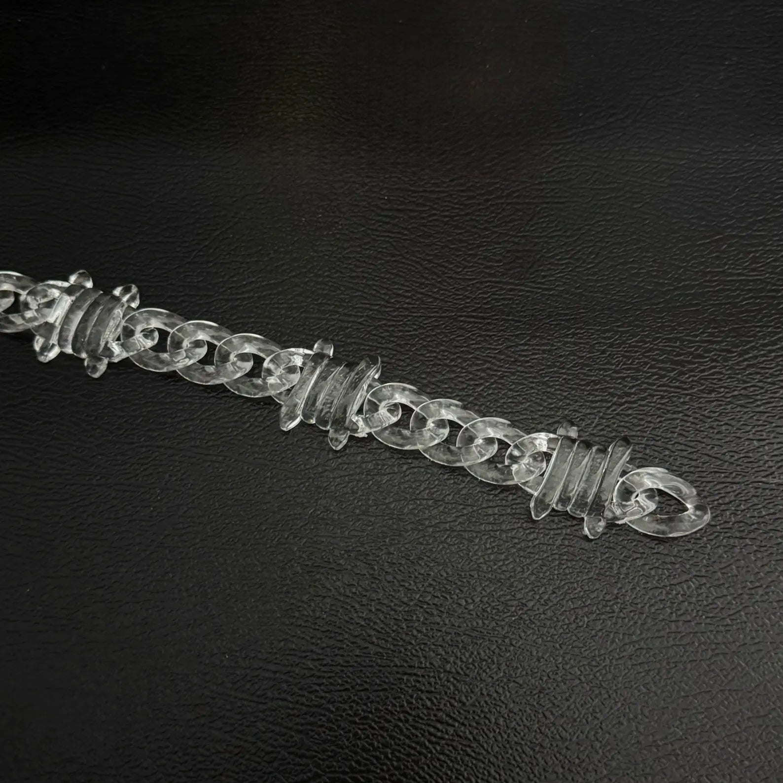 FREE Clear Barbed Link Chain